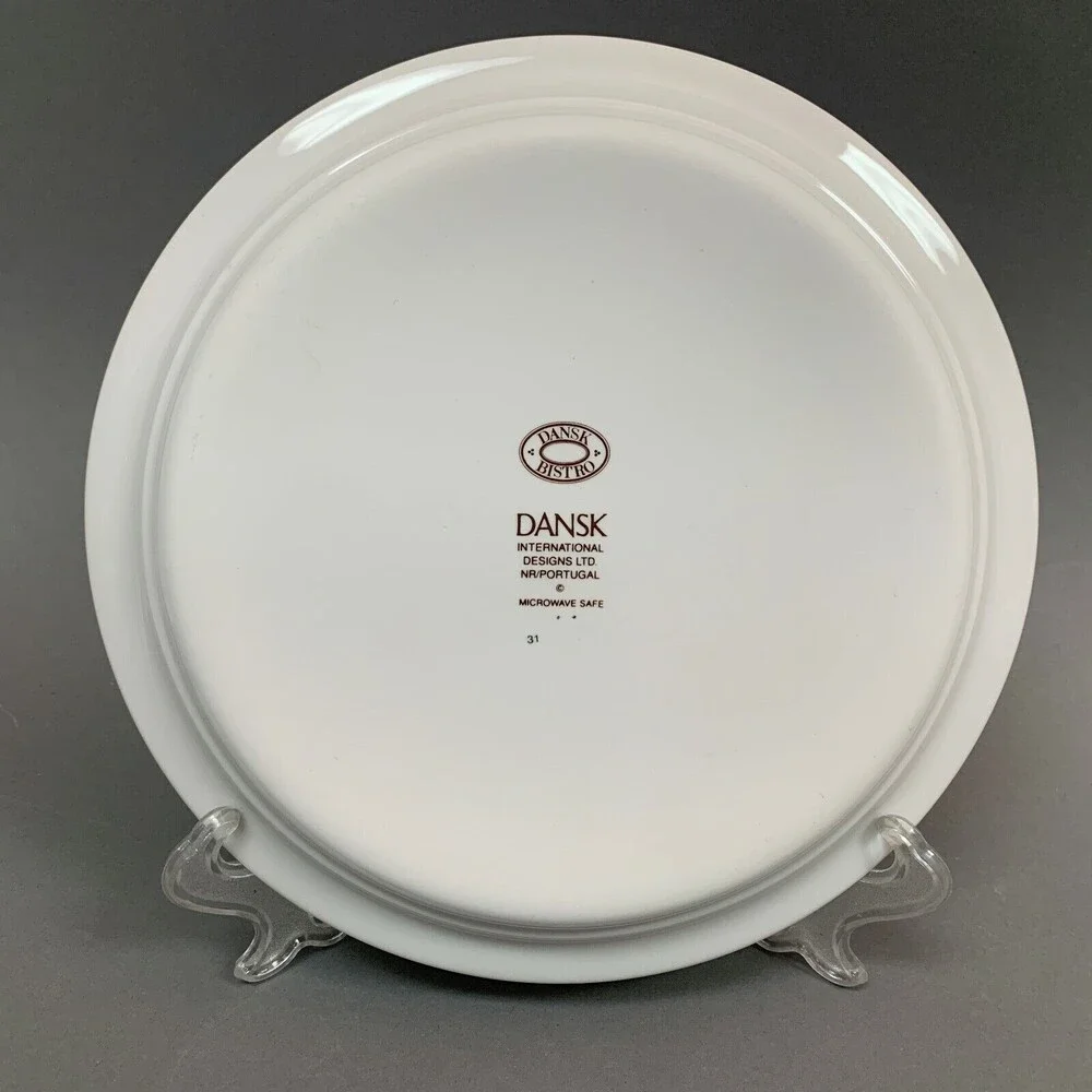 Dansk Bistro Plate White Green Blue Red Holly Berries‎ 8 3/4